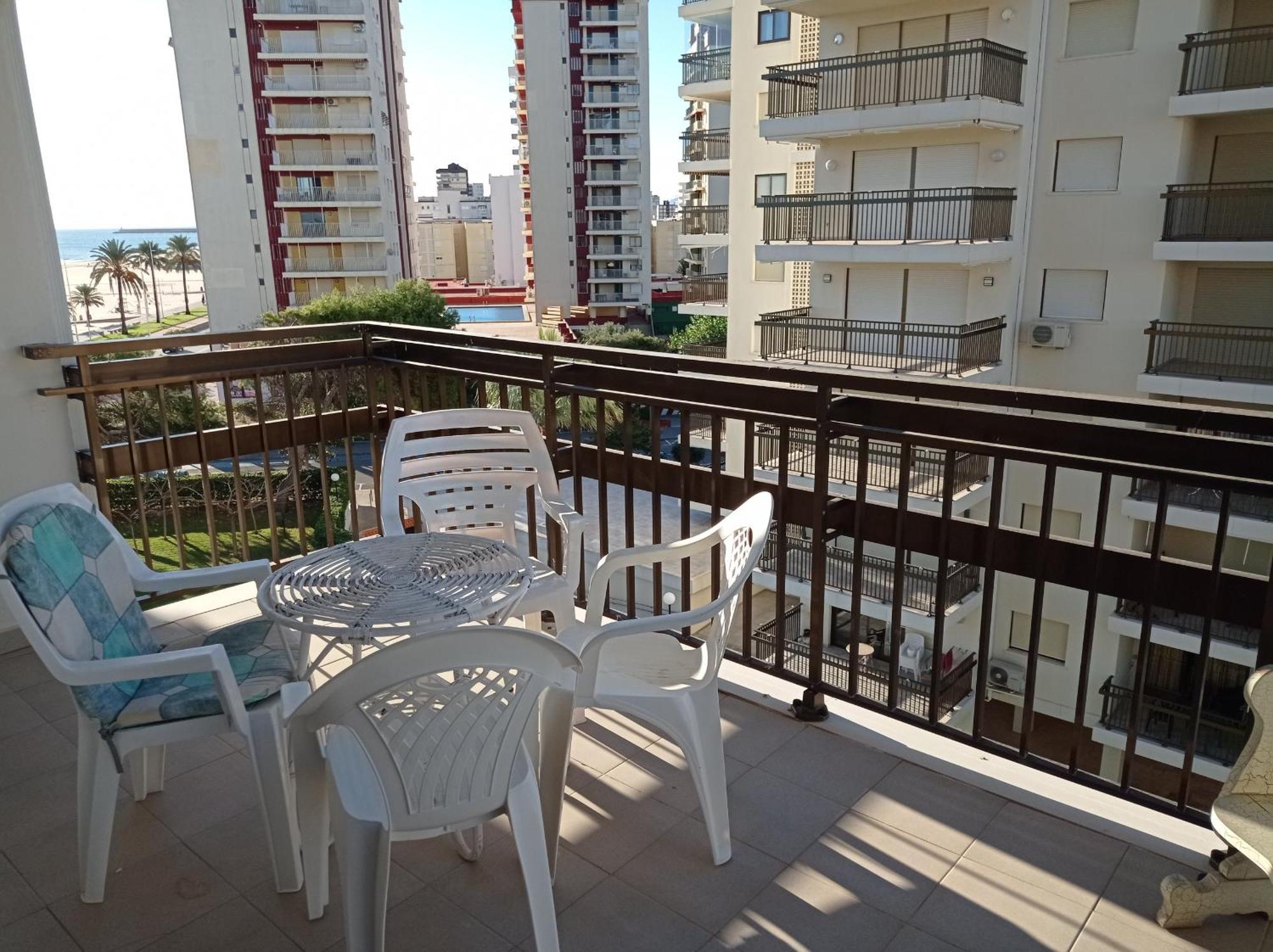 גאנדיה Manila Solo Familias Serviplaya מראה חיצוני תמונה